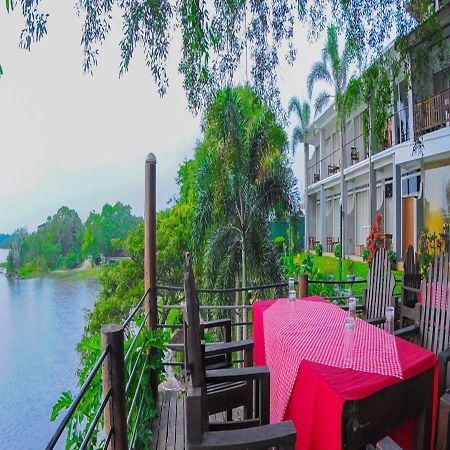 Lake Wind Hotel Tissamaharama Exterior foto